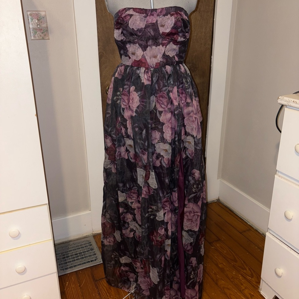 Floor length strapless floral size 6